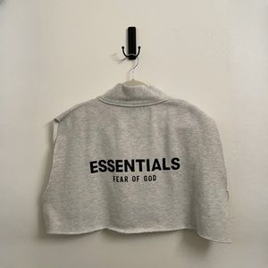 FEAR OF GOD Essentials - UNISEX Cropped Half-Zip Vest